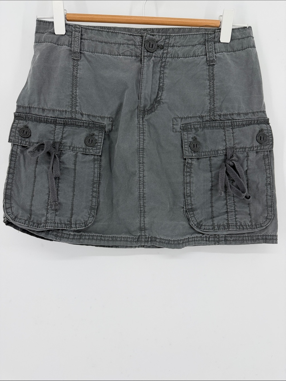 Vintage Y2K 2010 Gap Gray Cargo Utility Mini Skirt Size 1 Low Rise 4/6